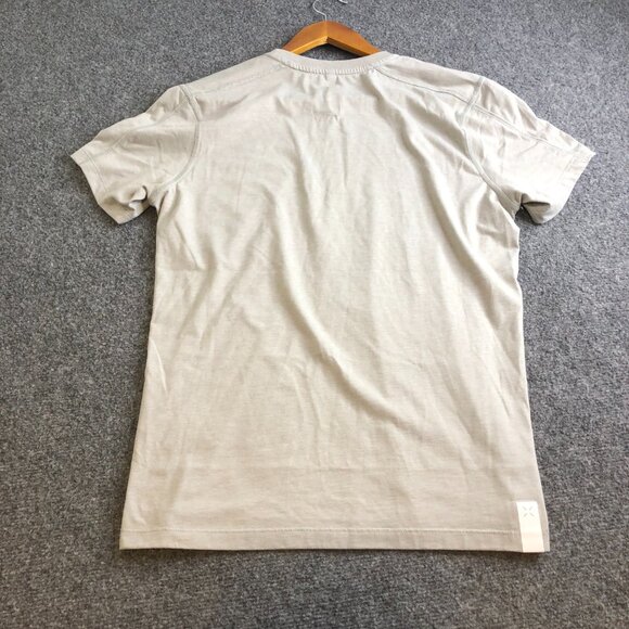 Ten Thousand Durable Shirt Men Small Light Gray Short Sleeve Performance Workout - Picture 6 of 8